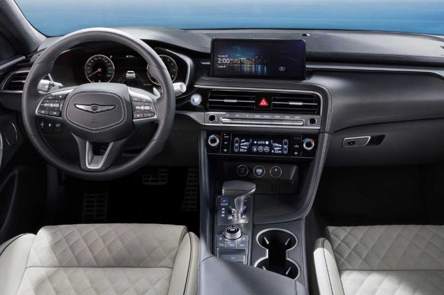 제네시스 G70 실내 대시보드